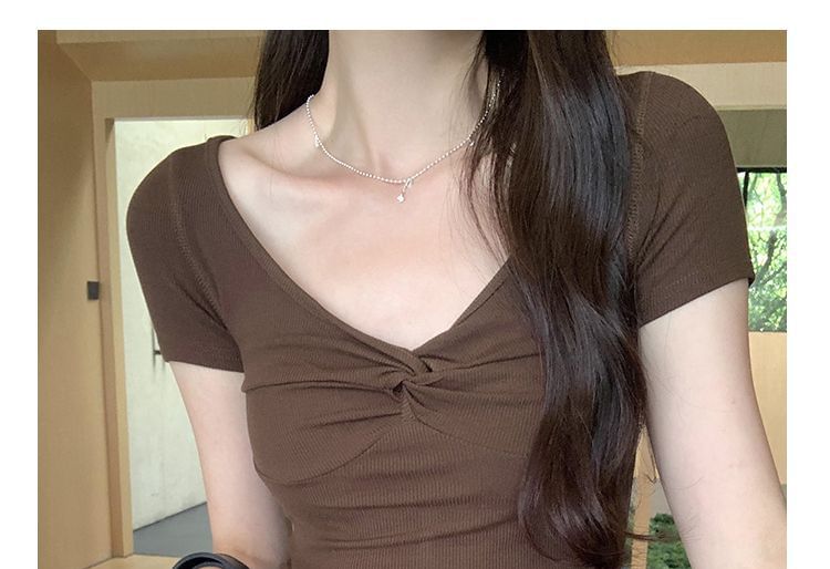 Plain Knotted Slim-Fit V-Neck Short-Sleeved Top