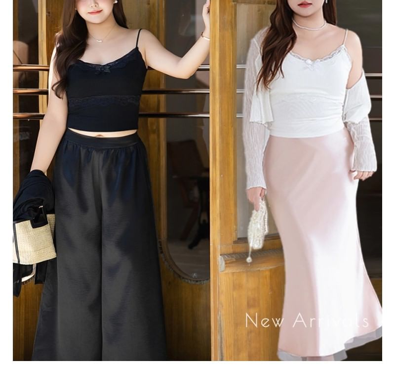 Plain V-Neck Cropped Camisole Top