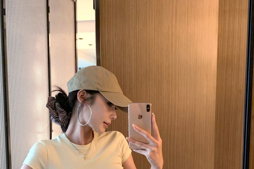 Striped Round-Neck Short-Sleeved Tee / Drawstring-Waist Wide-Leg Pants