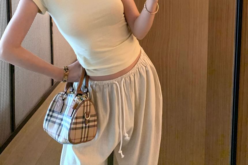 Striped Round-Neck Short-Sleeved Tee / Drawstring-Waist Wide-Leg Pants