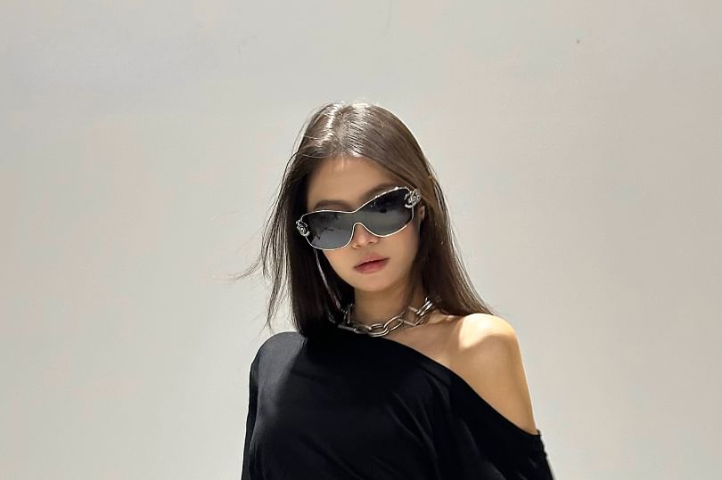 Plain Shirred Cold-Shoulder Long-Sleeved T-Shirt