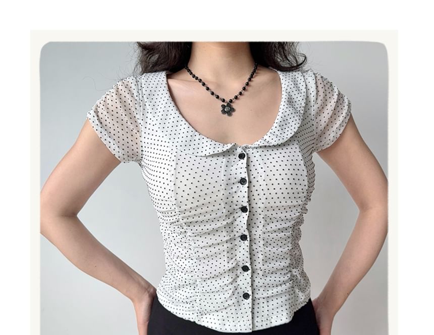 Dotted Slim-Fit Short-Sleeved Blouse