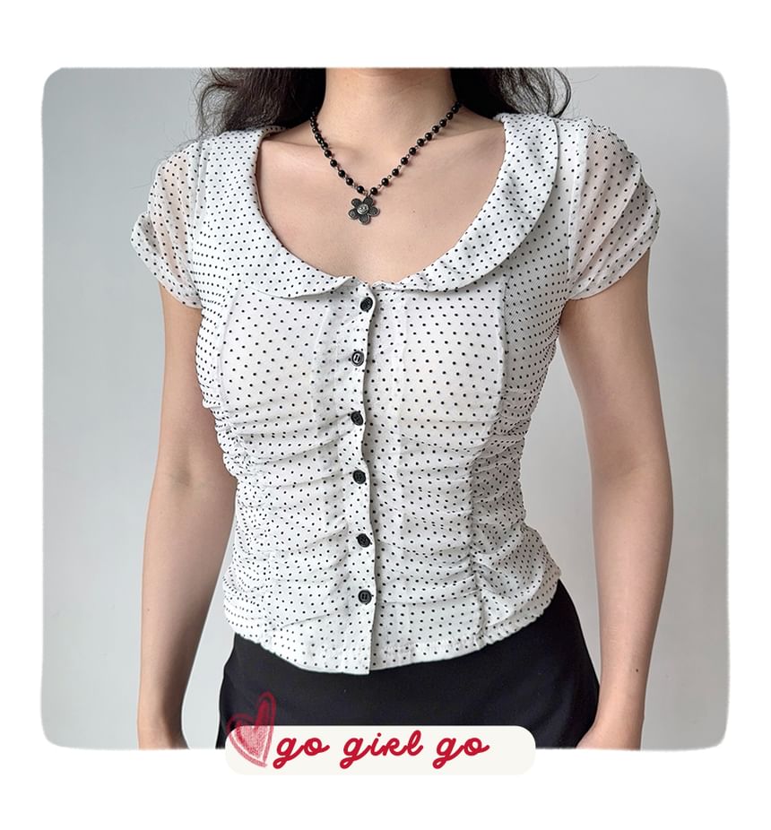 Dotted Slim-Fit Short-Sleeved Blouse