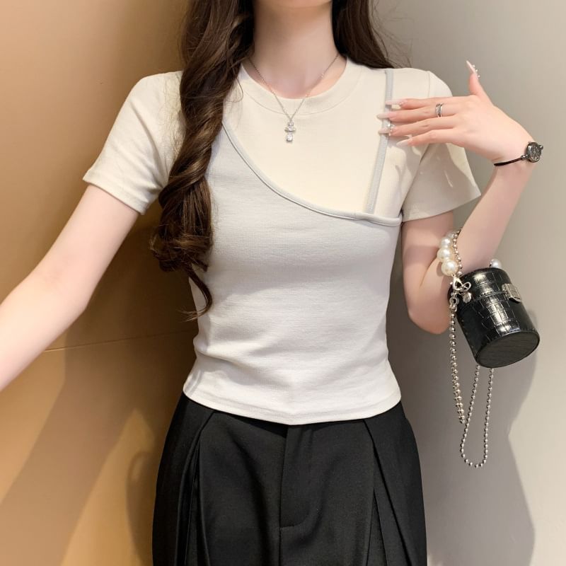 Plain Mock Two-Piece Crewneck Short-Sleeved T-Shirt