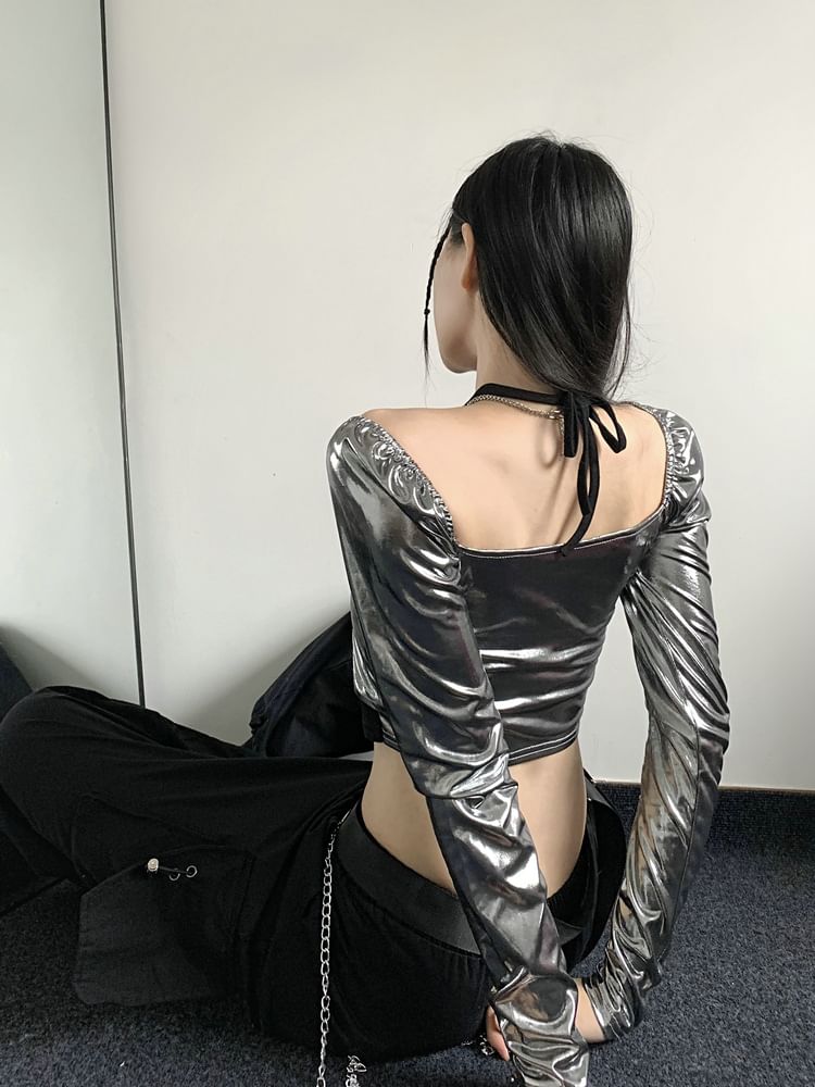Mock Two-Piece Long-Sleeve Halter-Neck Chained-Up Crop Top / Low Waist Cargo Pants