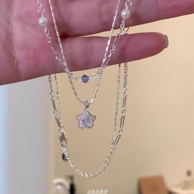 Star Layered Crystal Pendant Alloy Choker Faux