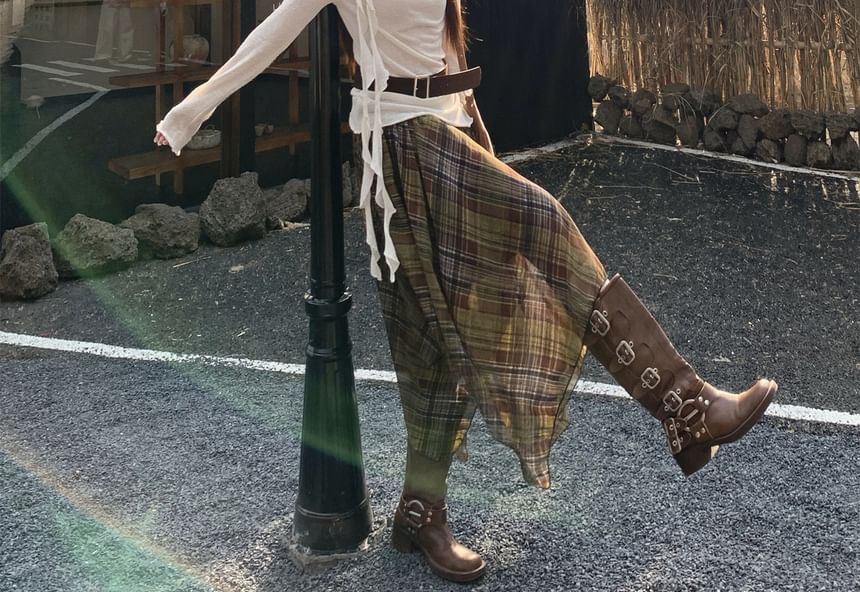 Scoop Neck Ruched Tee with Plaid Maxi Skirt and Belt Set