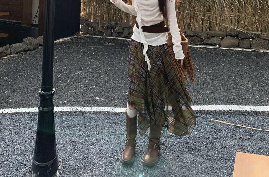 Scoop Neck Ruched Tee with Plaid Maxi Skirt and Belt Set