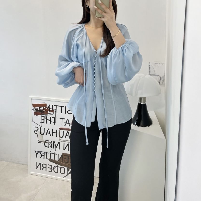 Plain Front-Slit V-Neck Puff-Sleeved Blouse