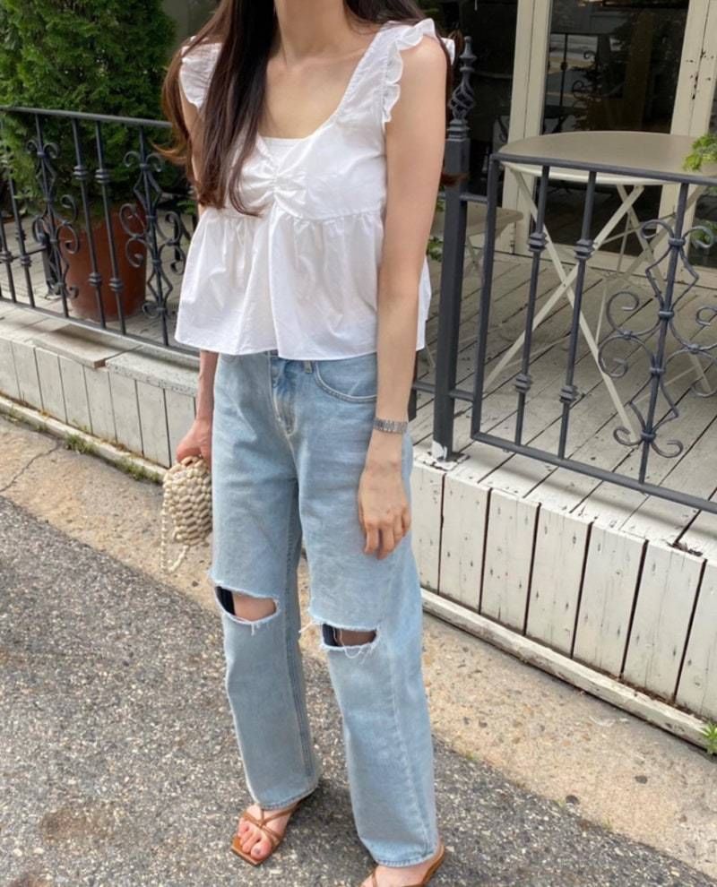 Sleeveless V-Neck Plain Ruffle Lace-Up Blouse