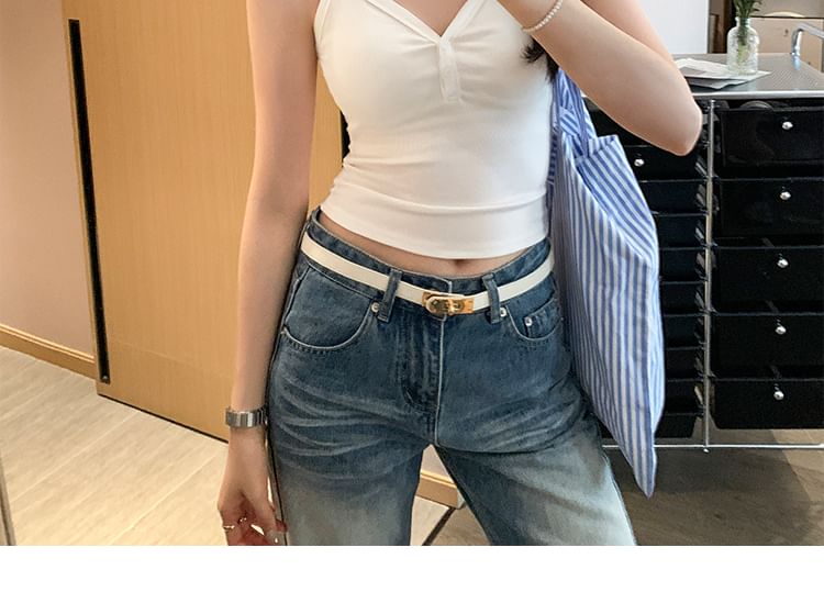 Plain Padded V-Neck Crop Cami Top