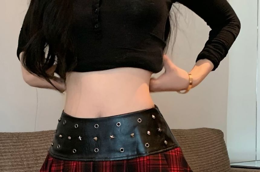 Plaid Mini Pleated Skirt - Mid Waist