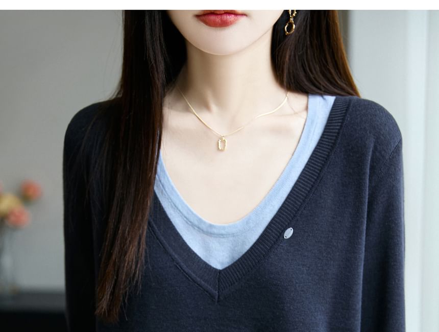 Two-Tone V-Neck Mock Two-Piece Long-Sleeved Sweater