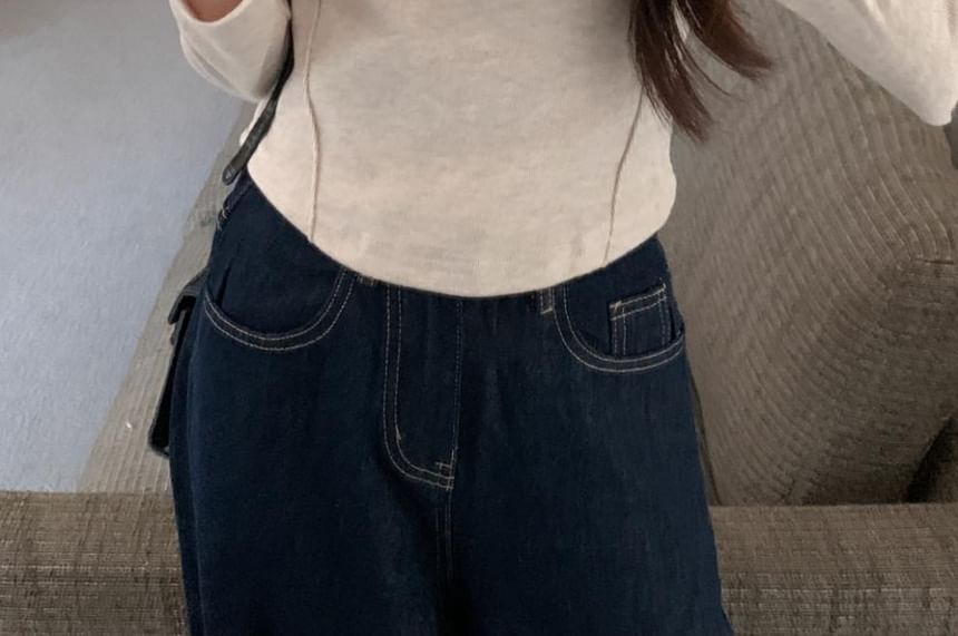 Plain Mock-Neck Long-Sleeved Tee