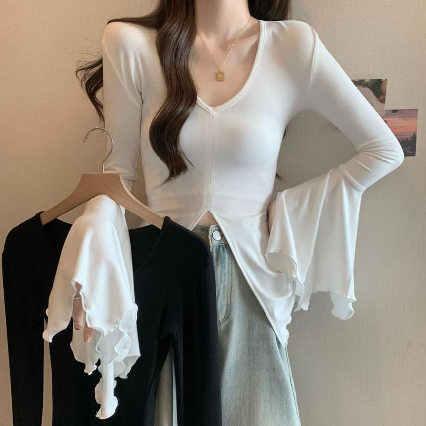 Plain Slit V-Neck Bell Long-Sleeved Top
