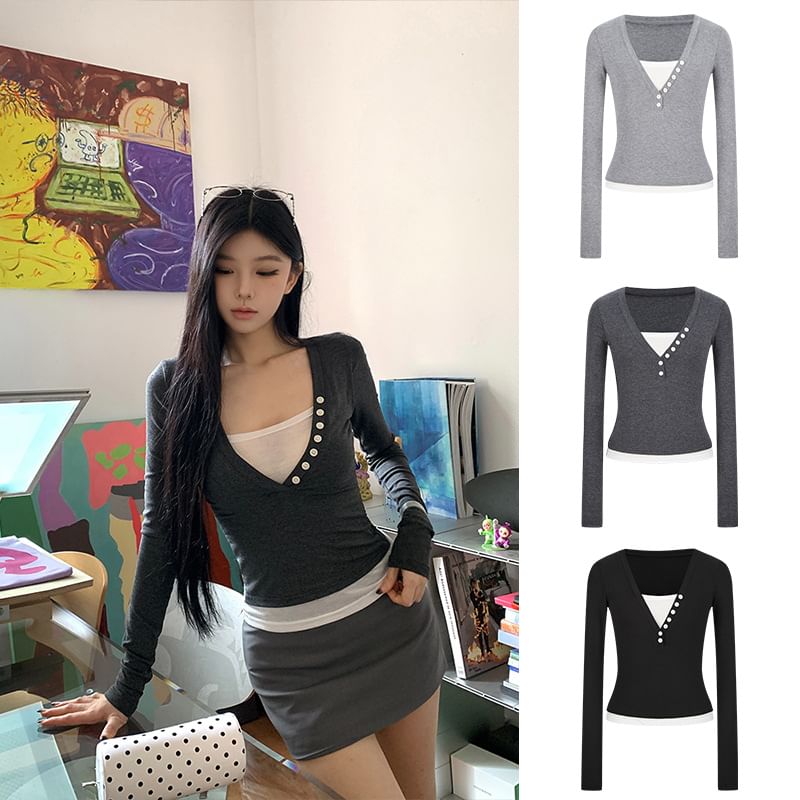 Color-Block Mock-Layer V-Neck Sleeved Fitted Tee