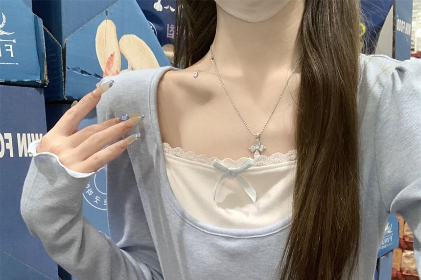 Two-Tone Square-Neck Sleeved Mock-Layer Top