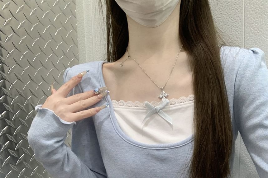 Two-Tone Square-Neck Sleeved Mock-Layer Top