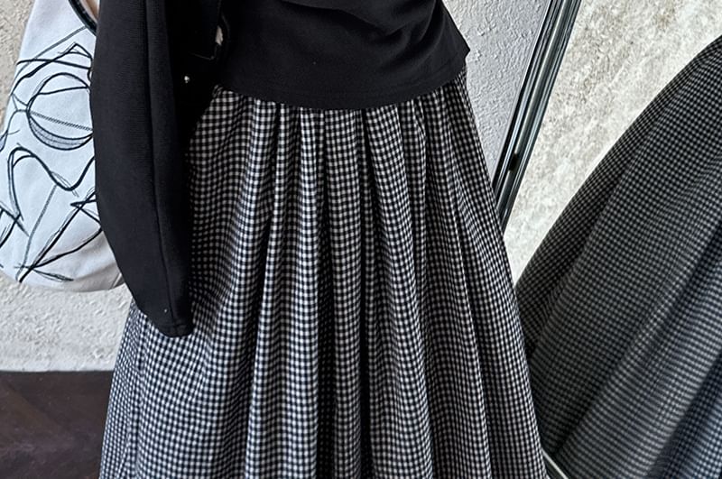 Boat-Neck Ruched Asymmetric Slit Long-Sleeved Tee