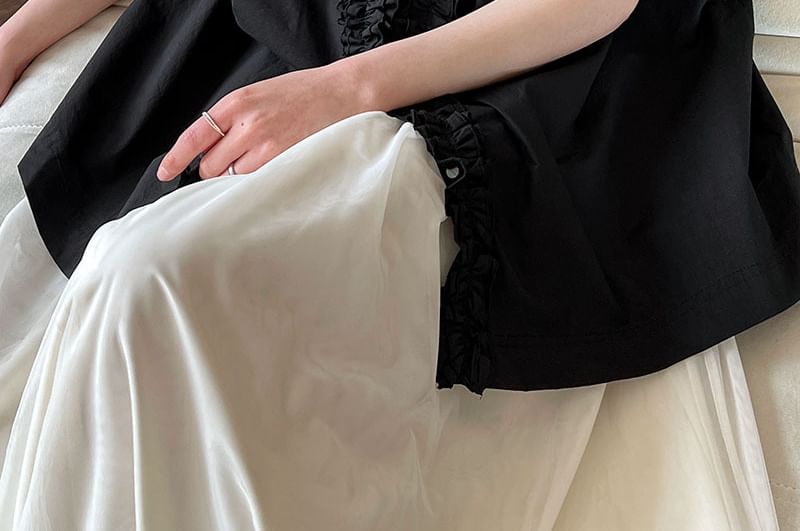 V-Neck Sleeveless Plain Ruffle-Trim Blouse