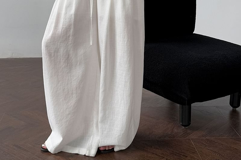 Asymmetric Off-Shoulder Short-Sleeved Plain Ribbed Slim-Fit Tee