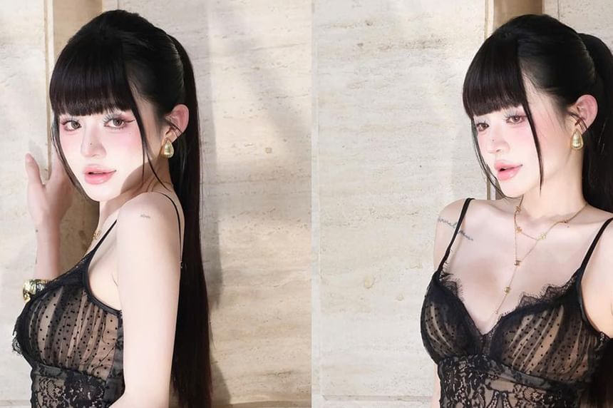 Lace Crop Slim Fit Camisole Top / High Waist Bubble Hem Mini A-Line Skirt