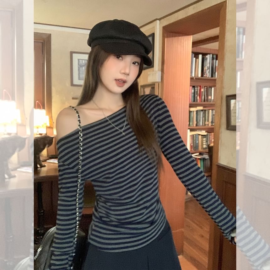 Striped Off-Shoulder Sleeved T-Shirt