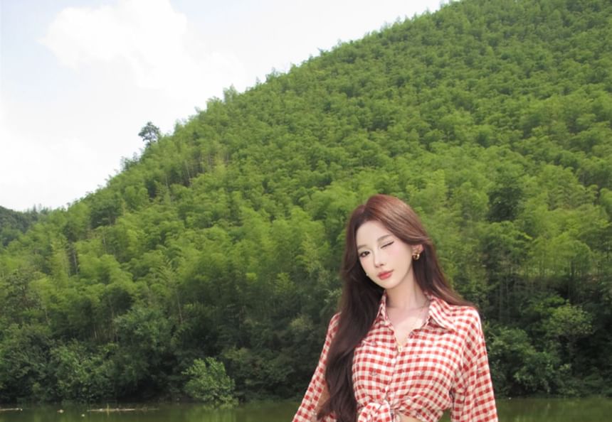 Gingham Long-Sleeved Cropped Shirt