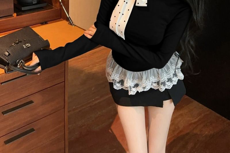 Off-Shoulder Asymmetric Lace-Trim Long-Sleeved Tee