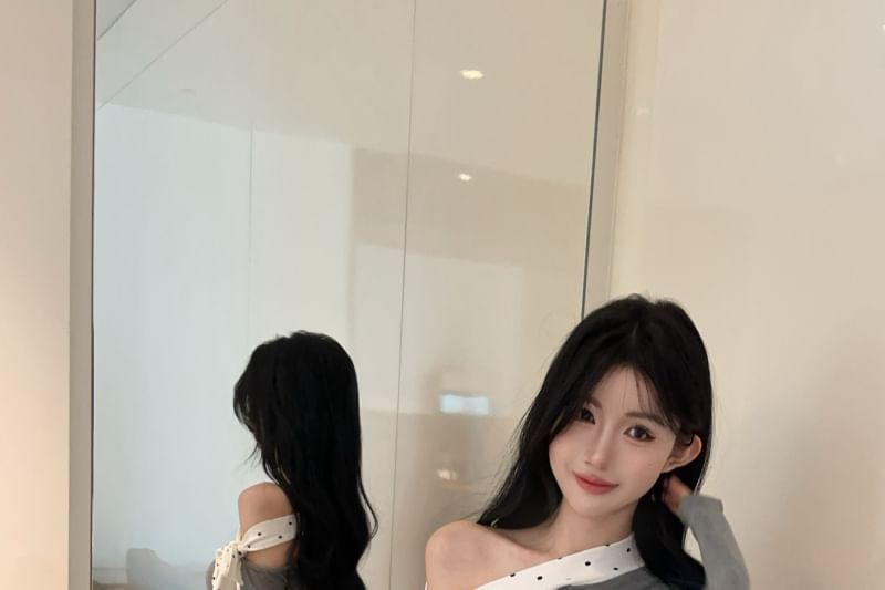 Off-Shoulder Asymmetric Lace-Trim Long-Sleeved Tee