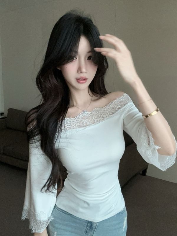 3/4-Sleeve Off-Shoulder Lace Panel Slim Fit Top