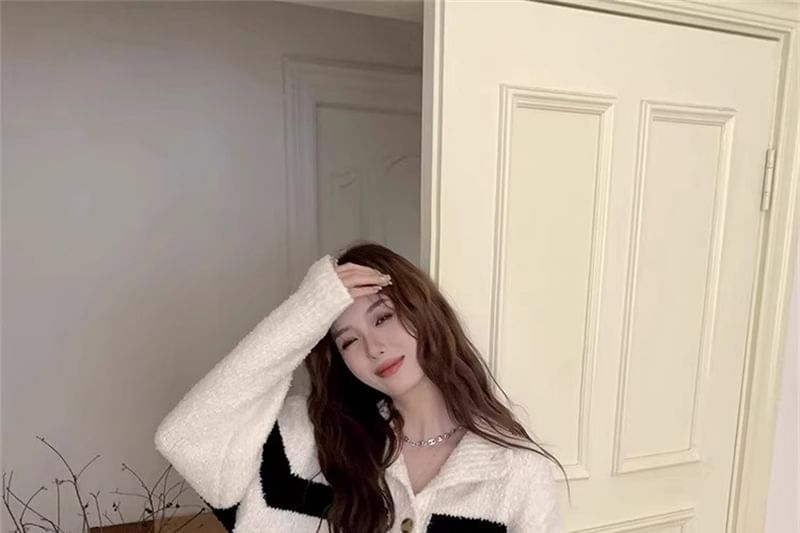 Striped Stand Collar Knit Cardigan