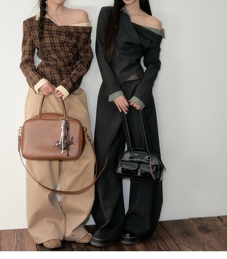 Long-Sleeve One-Shoulder Asymmetrical Blouse / High Waist Plain Wide Leg Pants