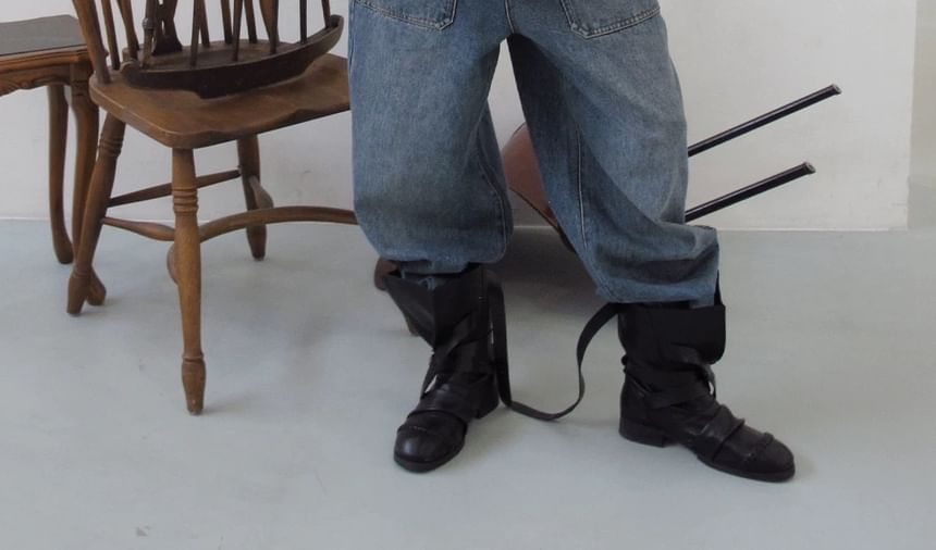 Long-Sleeve Off-Shoulder Plaid Blouse