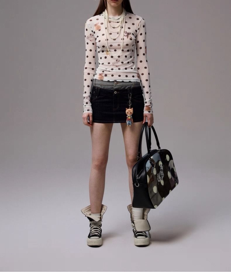 Long-Sleeve Crew Neck Dotted T-Shirt