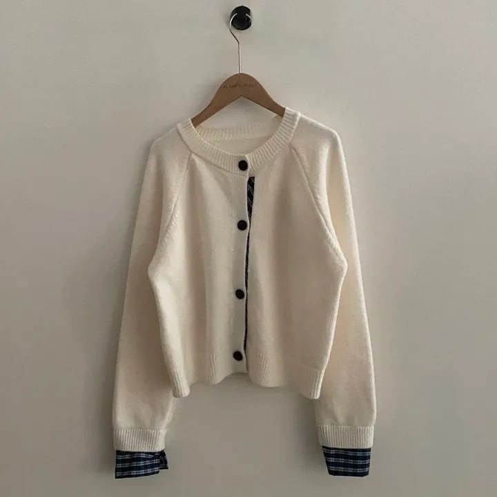 Plaid Trim Crewneck Button Cardigan