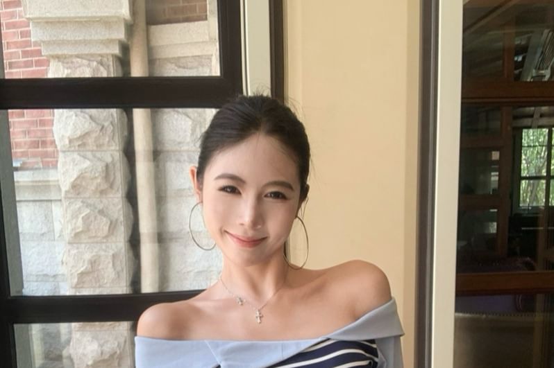 Off-Shoulder Long Sleeve Striped Panel Top