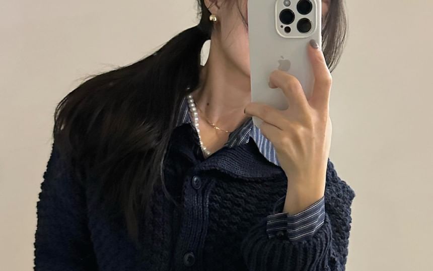 Chunky Knit Collared Button-Up Cardigan
