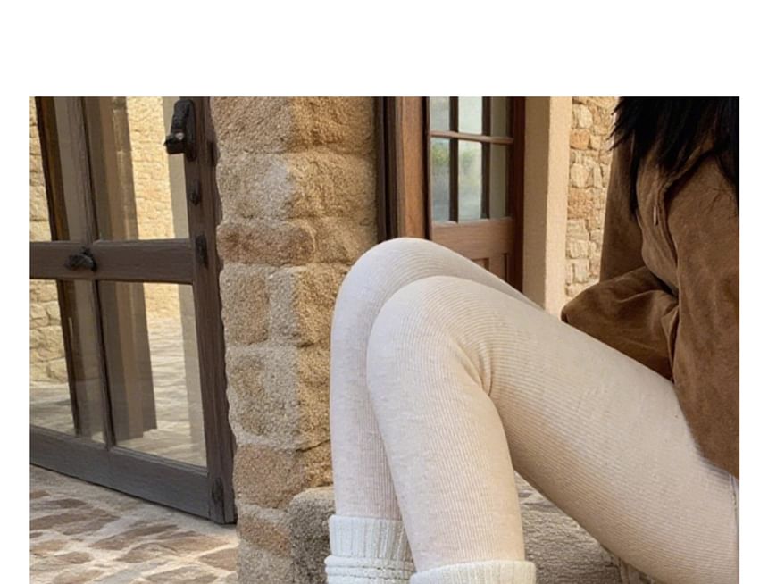 Platform Lace-Up Back Short Snow Boots