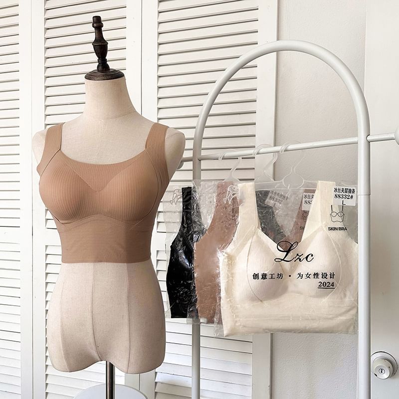 Ribbed Padded Cropped Fitted Sleeveless Tank Top