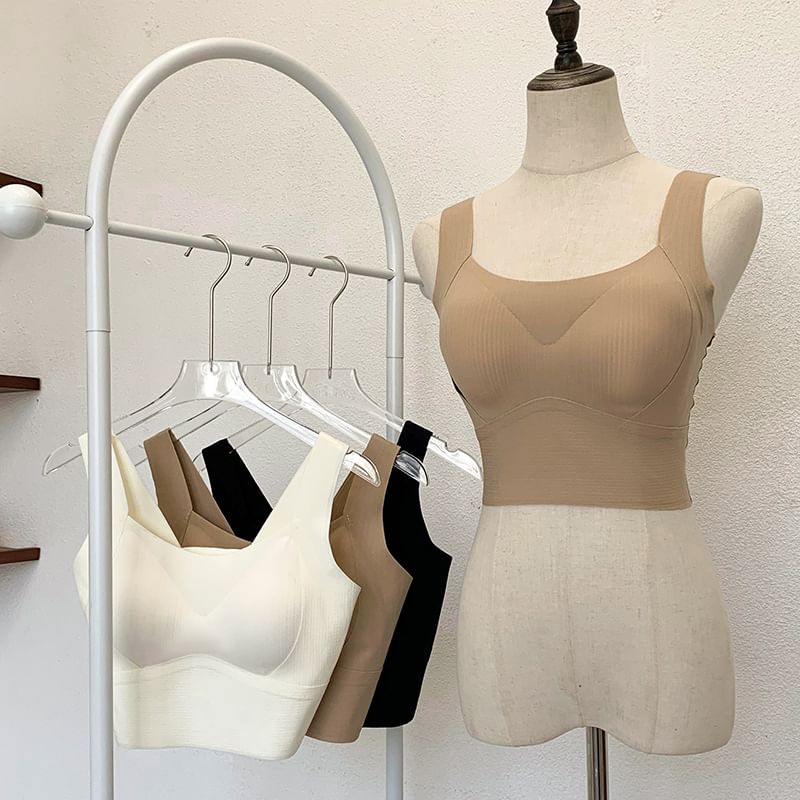 Ribbed Padded Cropped Fitted Sleeveless Tank Top