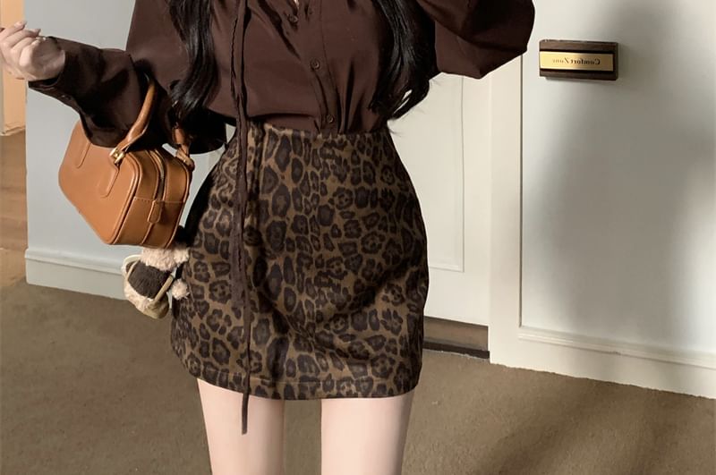 Puff-Sleeve Choker-Neck Button-Up Blouse / Leopard Mini A-Line Skirt