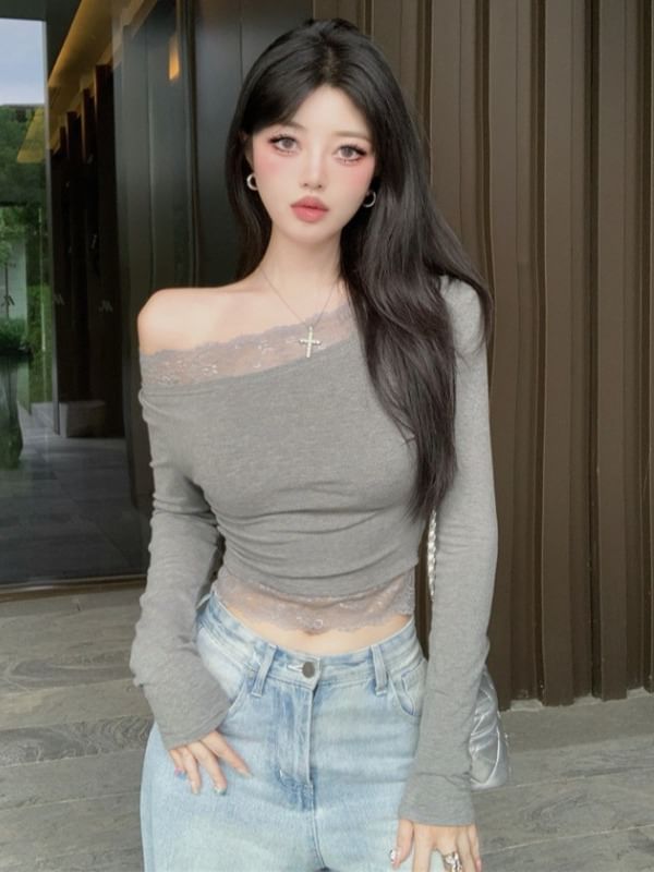 Off-Shoulder Lace-Trim Cropped Slim-Fit Long-Sleeve Tee