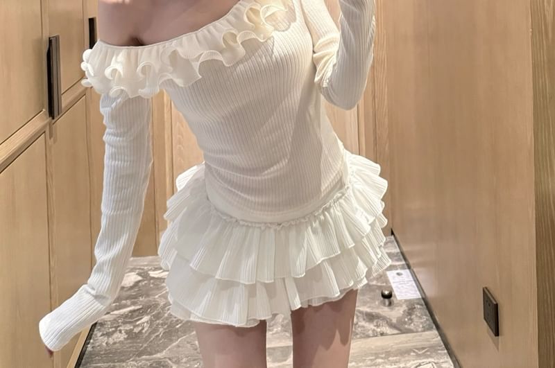 Off-Shoulder Ruffle-Trim Ribbed Knit Long-Sleeve Top