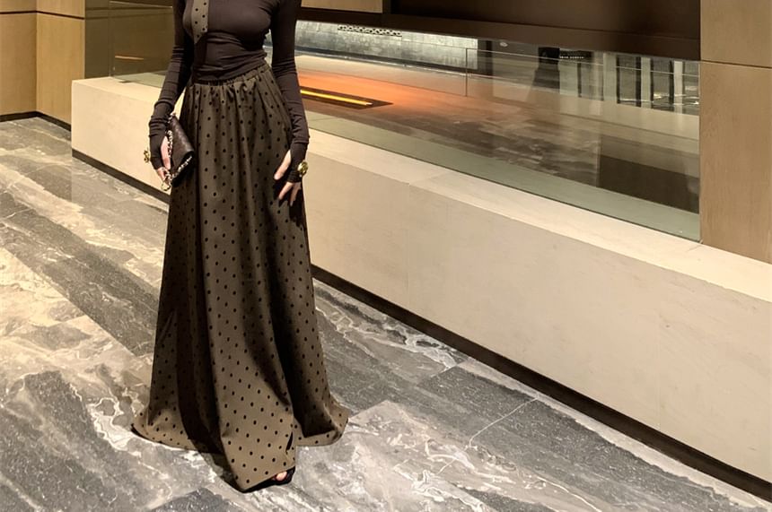 Long Sleeve V-Neck Solid Top & High Rise Dotted Maxi A-Line Skirt