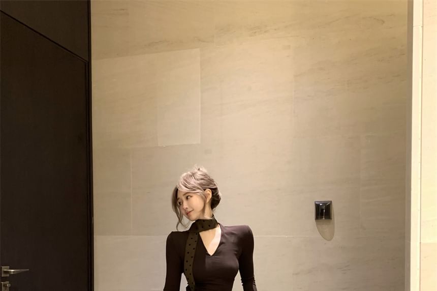 Long Sleeve V-Neck Solid Top & High Rise Dotted Maxi A-Line Skirt