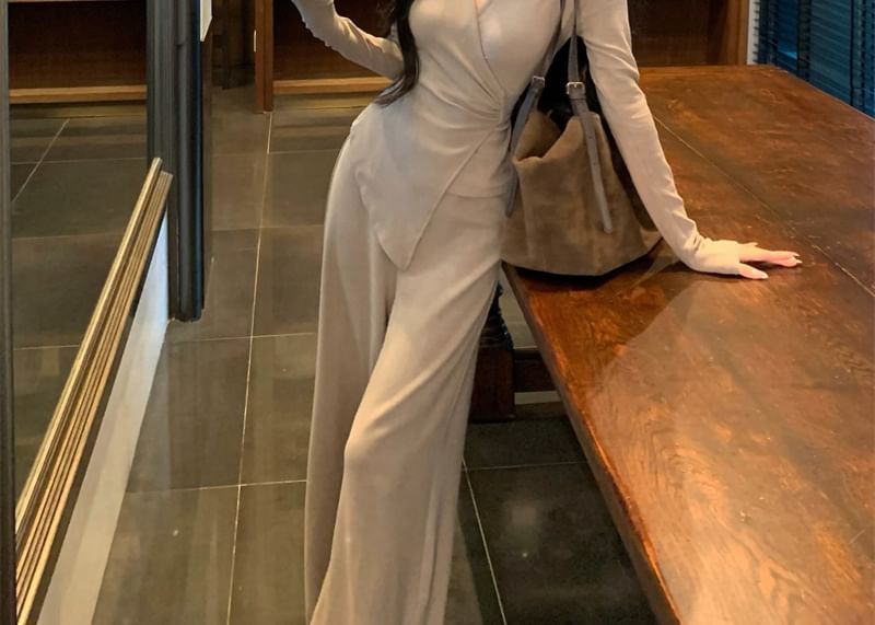 Set: V-Neck Long Sleeve Solid Asymmetric Tee & High Rise Solid Wide Leg Pants