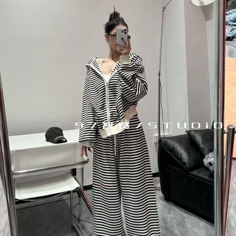 Striped Zip-Up Hoodie & Drawstring Baggy Pants Set