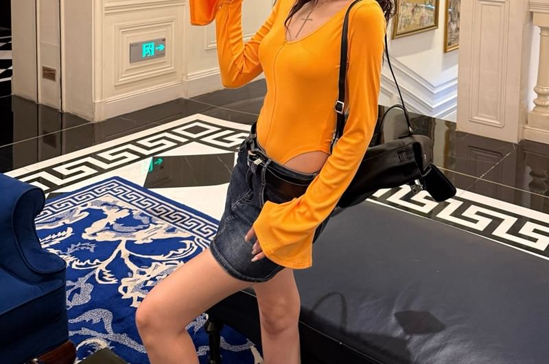 V-Neck Long-Sleeved Bodysuit Top in Solid Color