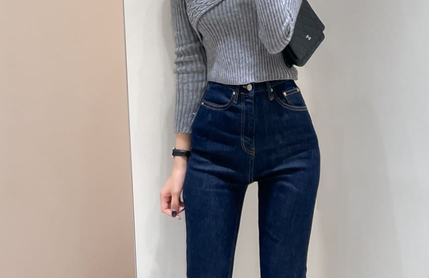 Off-Shoulder Asymmetrical Cable Knit Crop Top Long Sleeve